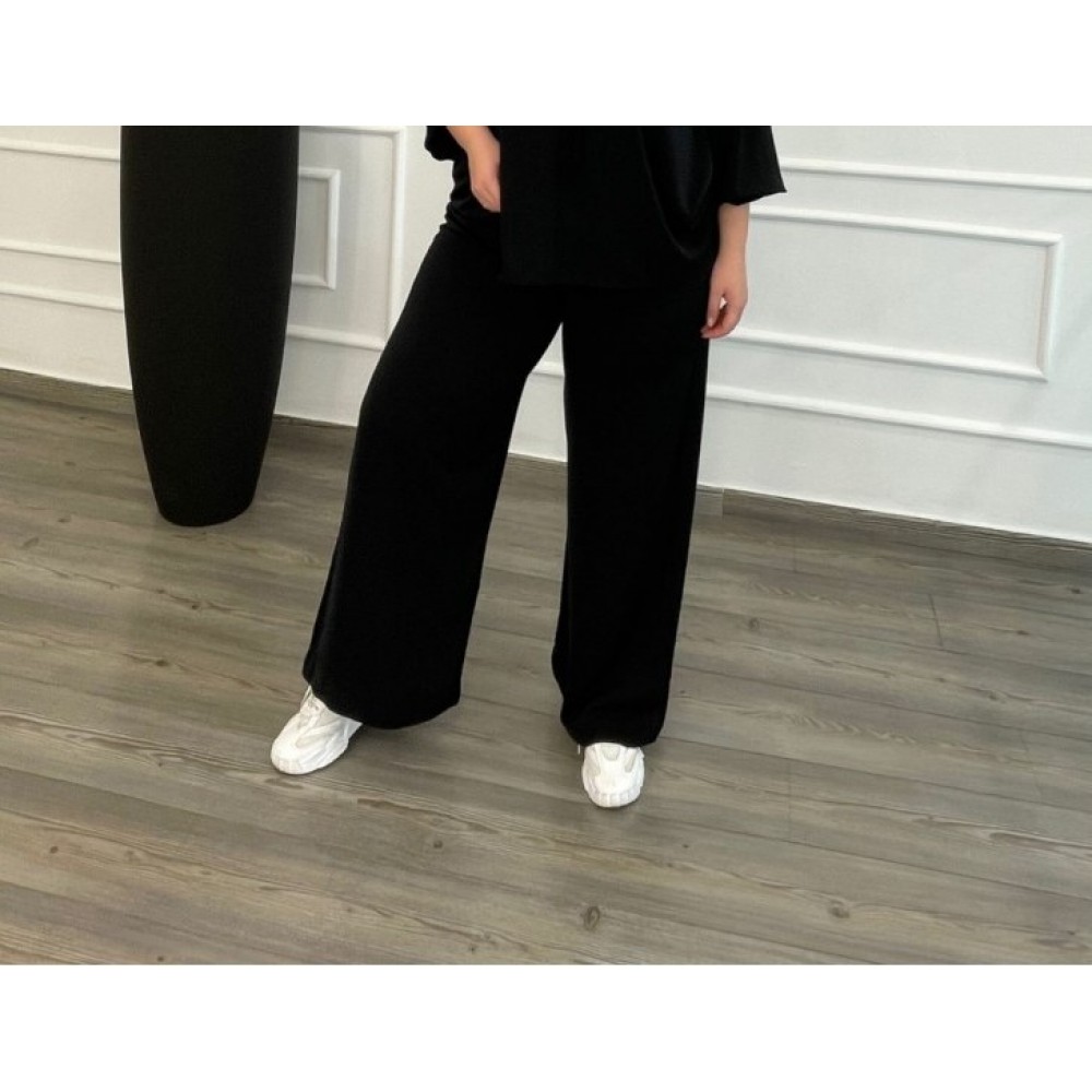 Παντελόνα Μονόχρωμη Με Λάστιχο Plus Size -Μαύρο- 28112P