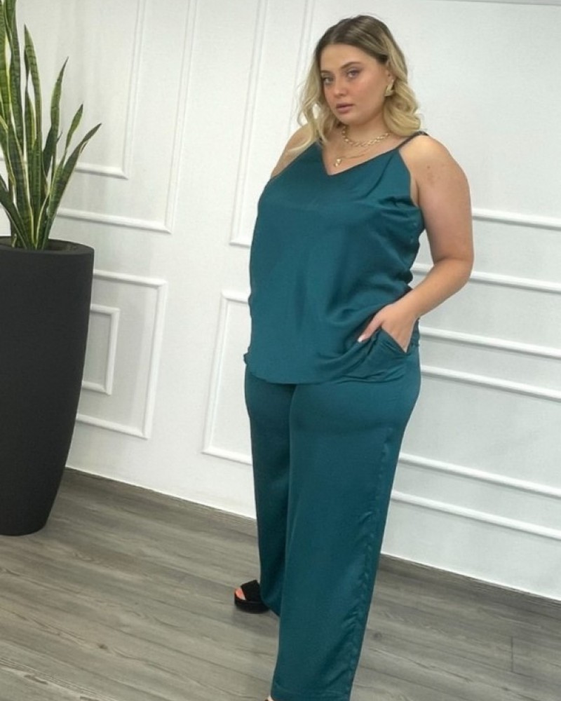 Παντελόνα Μονόχρωμη Σατέν Με Ζώνη Plus Size -Πετρόλ- 28112
