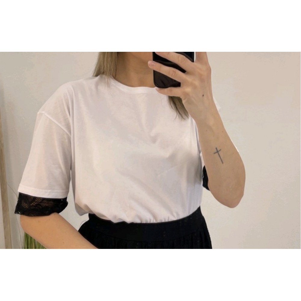T-Shirt Μπλούζα Μακό με Δαντέλα στο Μανίκι -Λευκό- 31504Δ T-Shirt Μπλούζα Μακό με Δαντέλα στο Μανίκι -Λευκό- 31504Δ